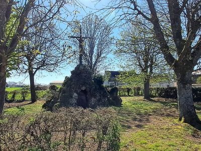 notre-dame-des-douleurs-st-laumer-perche