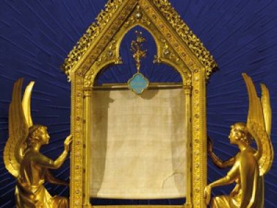voile-vierge-cathedrale-chartres